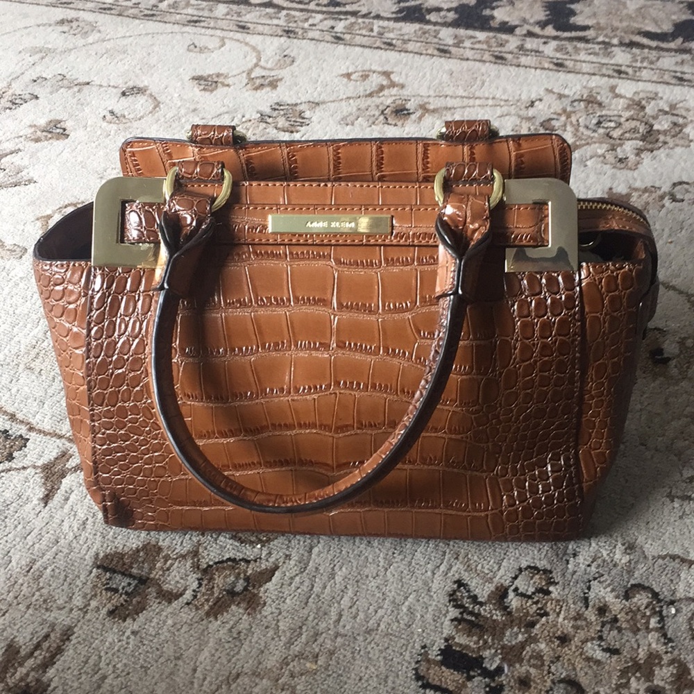 Never used Anne Klein hand bag